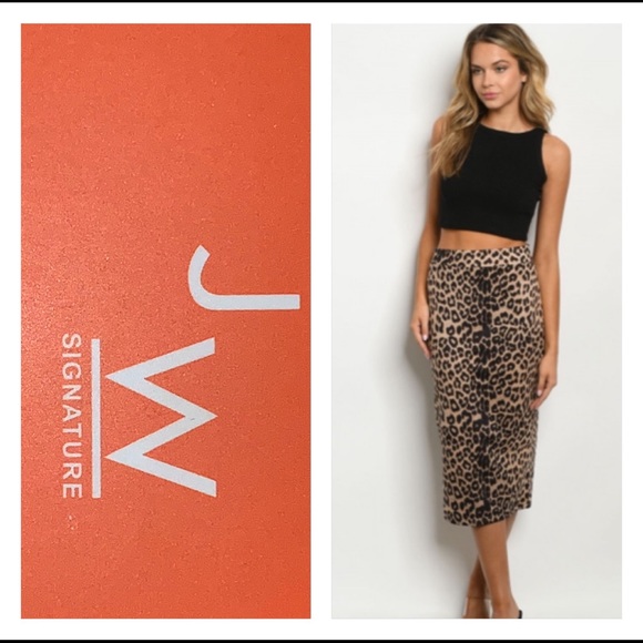 JW Signature Dresses & Skirts - JW SIGNATURE CHEETA PRINT MAXI SKIRT
